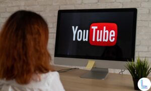 تعلم قواعد اللغة من خلال يوتيوب