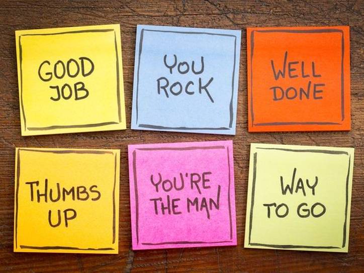 الإطراء باللغة الإنجليزية