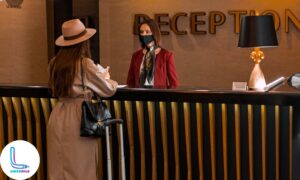 العبارات في فندق